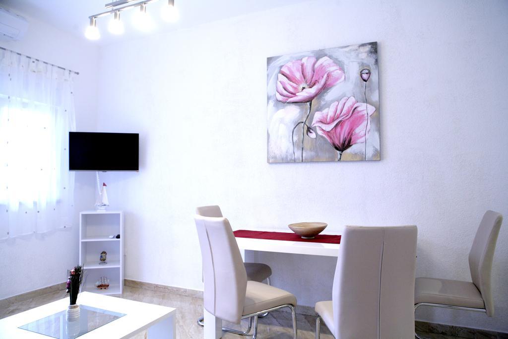 Porta Anna Apartments Μεντουλίν Εξωτερικό φωτογραφία
