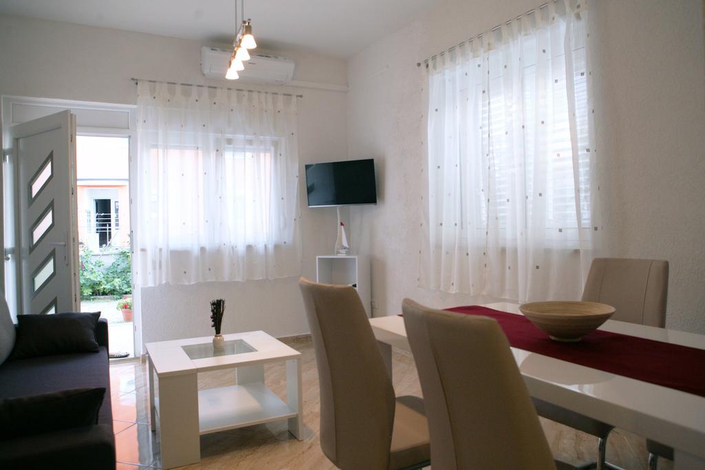 Porta Anna Apartments Μεντουλίν Εξωτερικό φωτογραφία